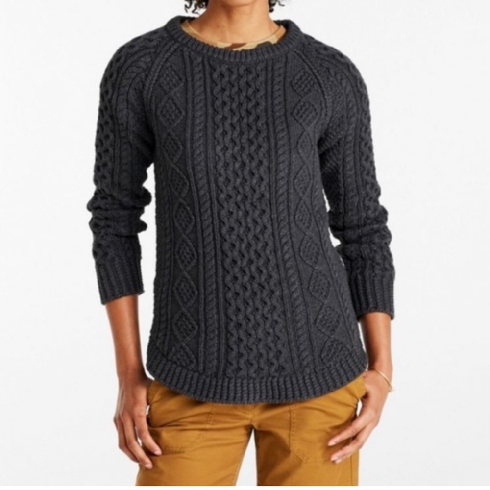 L.L. Bean Signature Cotton Fisherman Gray Cable Knit Sweater size S Cabincore